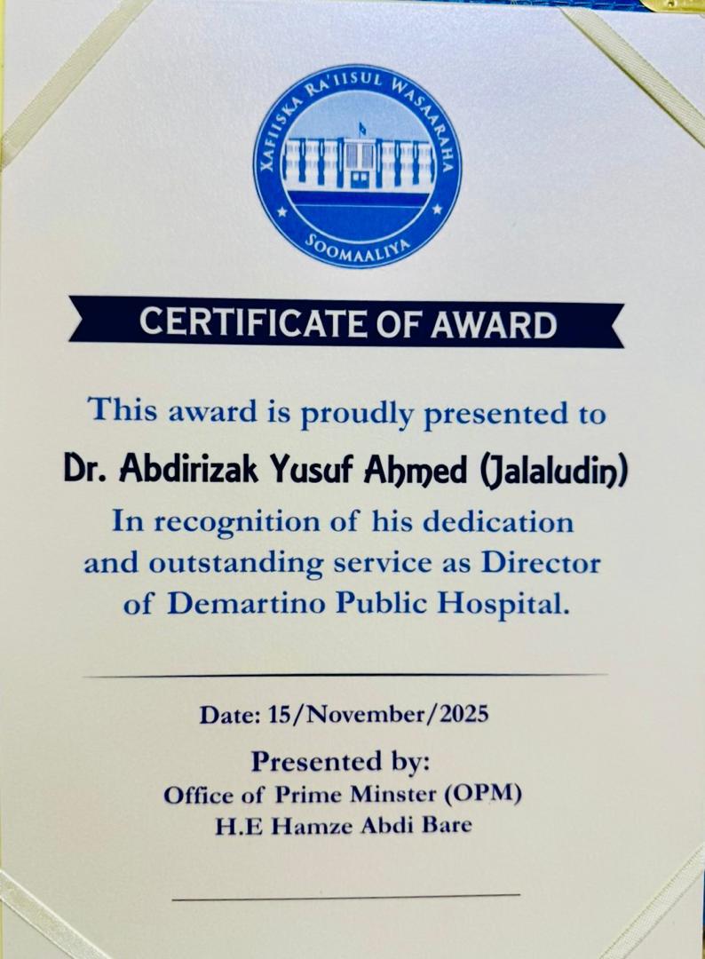 Award of Appreciation presented to Dr. Abdirizak Yusuf Ahmed (Jalaludin)