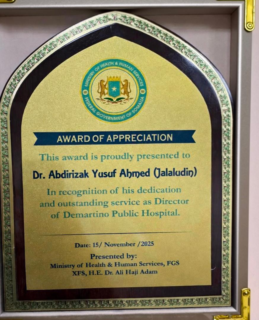 Award of Appreciation presented to Dr. Abdirizak Yusuf Ahmed (Jalaludin)